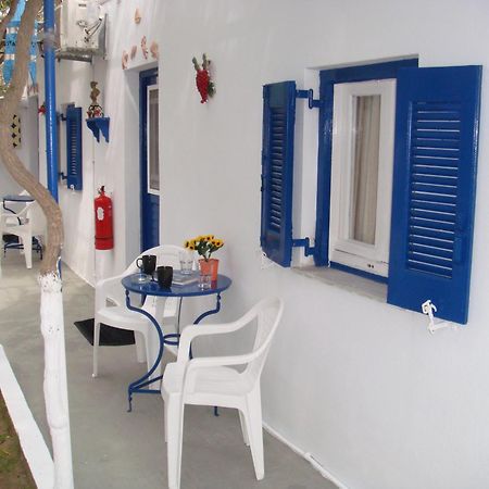 Boussetil Rooms Tínos Eksteriør billede