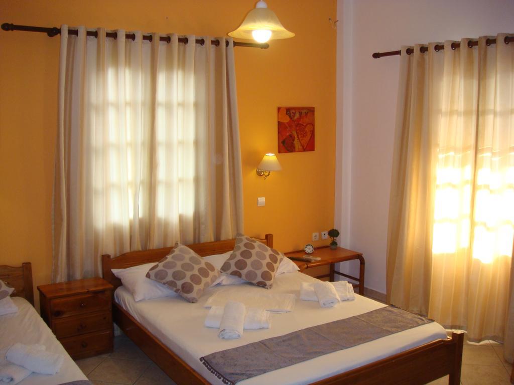 Boussetil Rooms Tínos Eksteriør billede